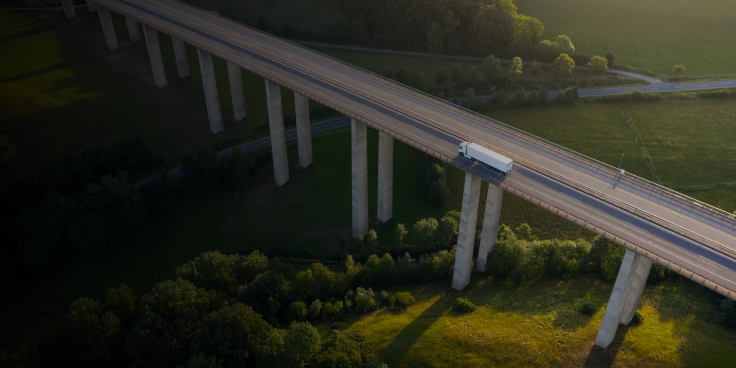 frame-5593_stage-l2-desktop